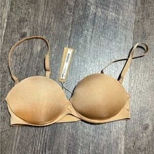 SKIMS Ultimate push-up strapless Bra
